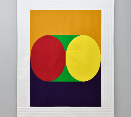 Seulgi Lee, "U : Se faire accompagner par un jang-gu (tambour). = Être d’accord. U : 맞장구 치다. Mat-jang-gu Tchi-da.", 2017, soie coréenne en Nubi et coton, 195 x 155 x 1 cm