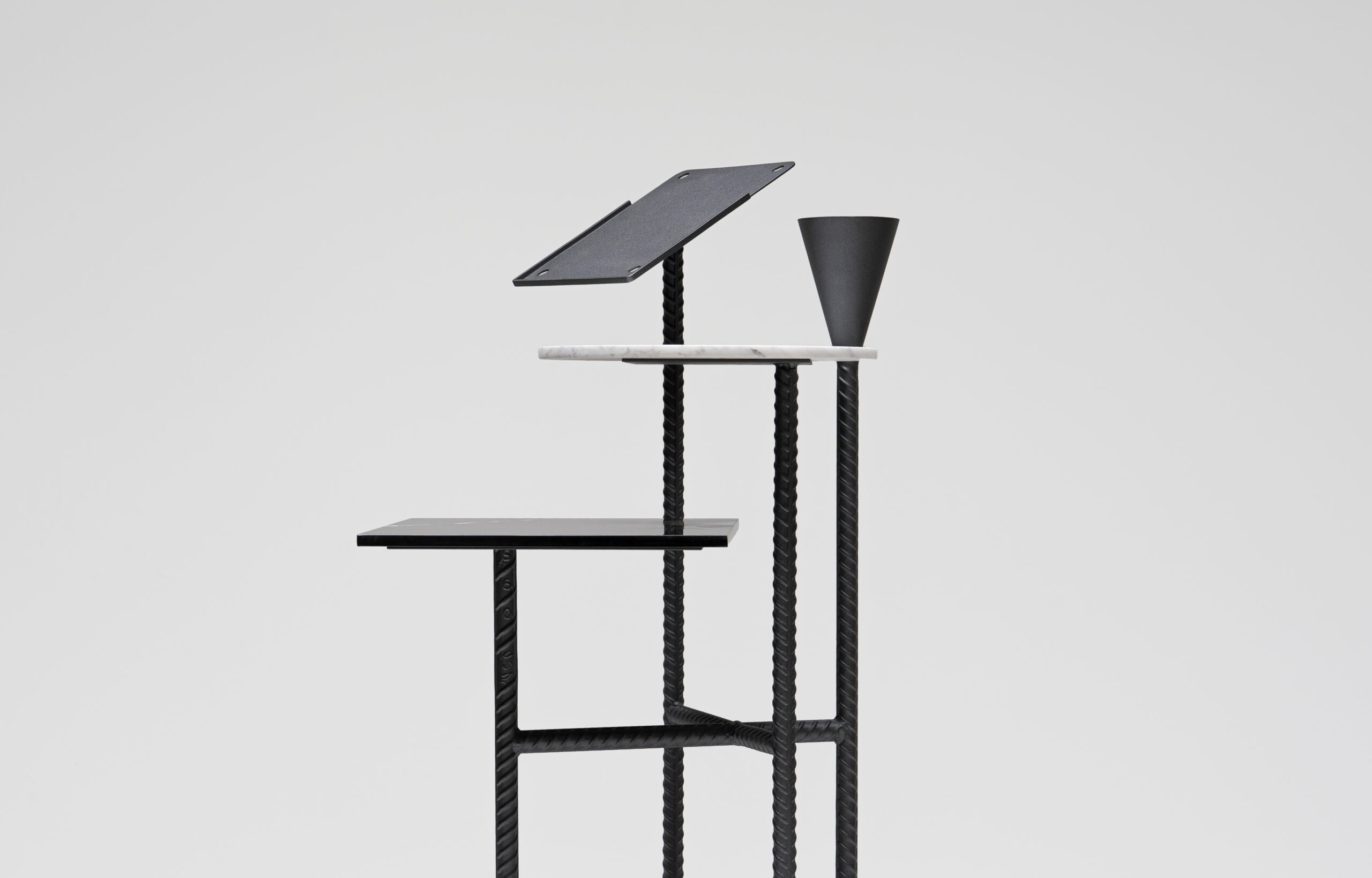 “Paramount” side table, 1990 - Philippe Starck - Jousse entreprise