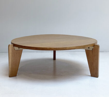 jean_prouve_table_basse_402_1950_jousse_entreprise_01_cropped